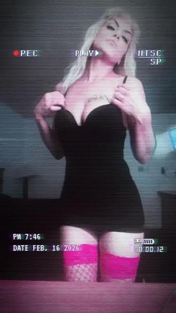 Lilsexy, 40  female escort, Concord